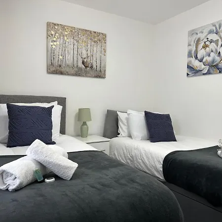 Superb 2 Bedroomed Apartment Great Oakley  Exterior photo
